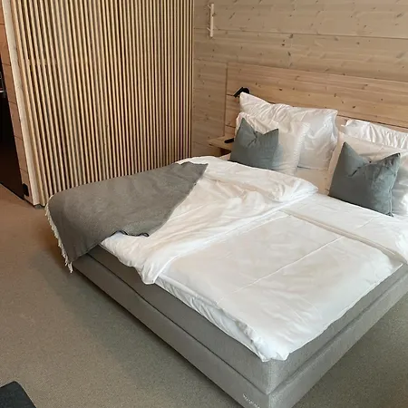 Hotel Brimibue *